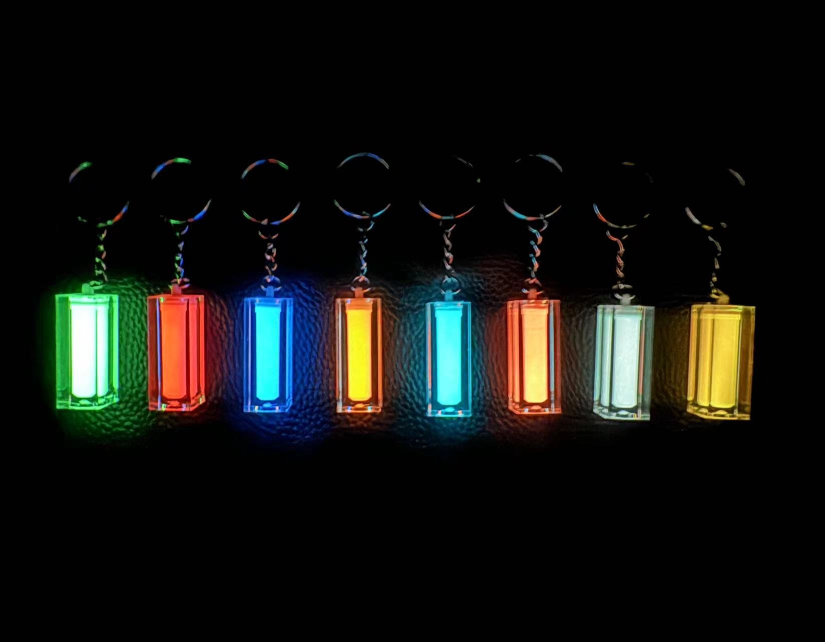 ナイトグローペンダントキーバッグ、無トリチウムガスパイプアク - Tritium Gas Tube のレビューと価格